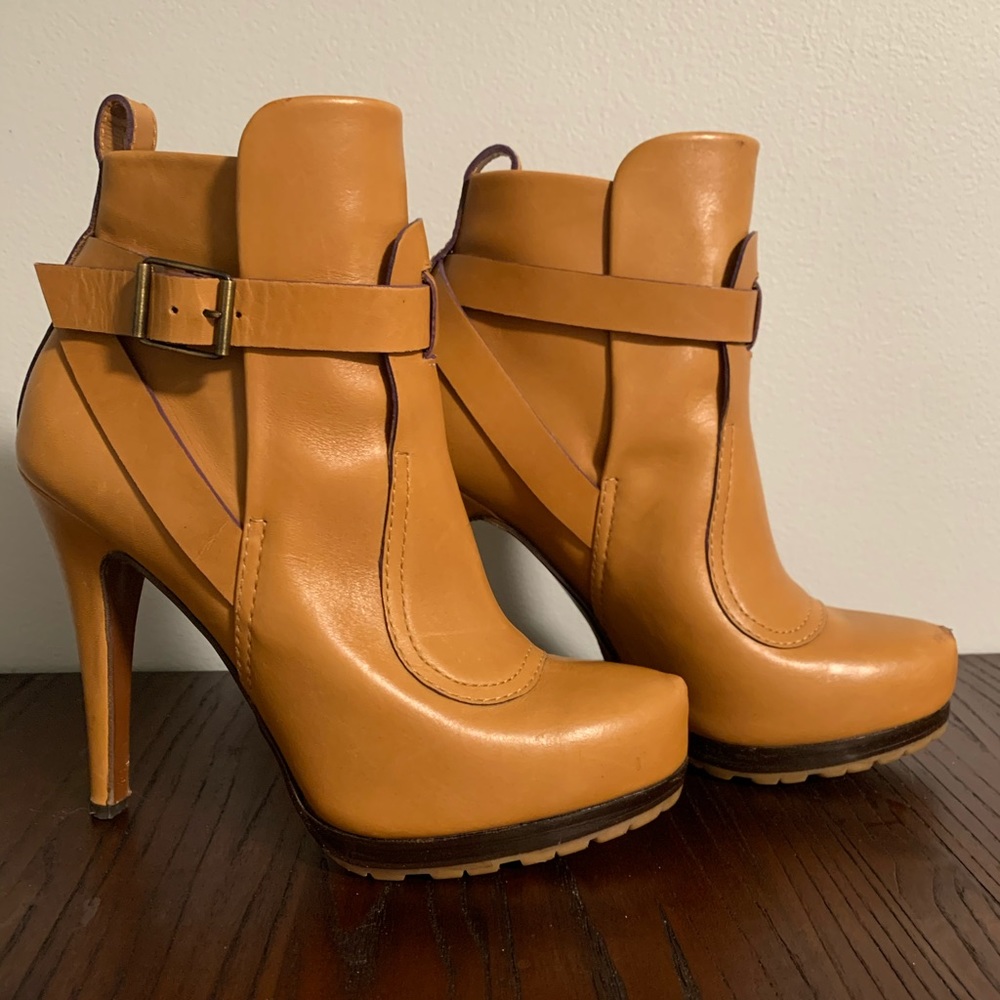 Etro bootie heels. Fits a size 7 better than 7 1/2.